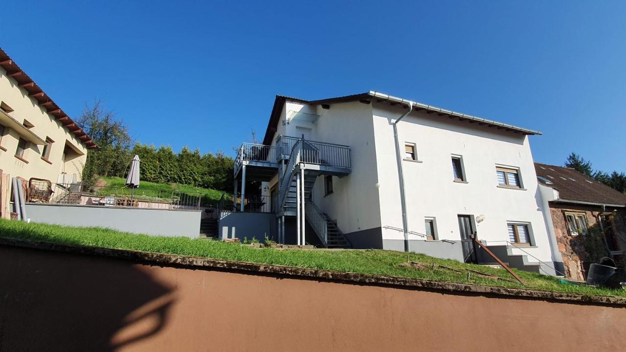 Neuberg Hanau Frankfurt Buitenkant foto