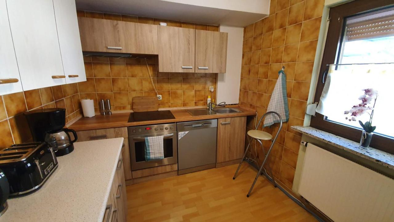 Neuberg Hanau Frankfurt Buitenkant foto