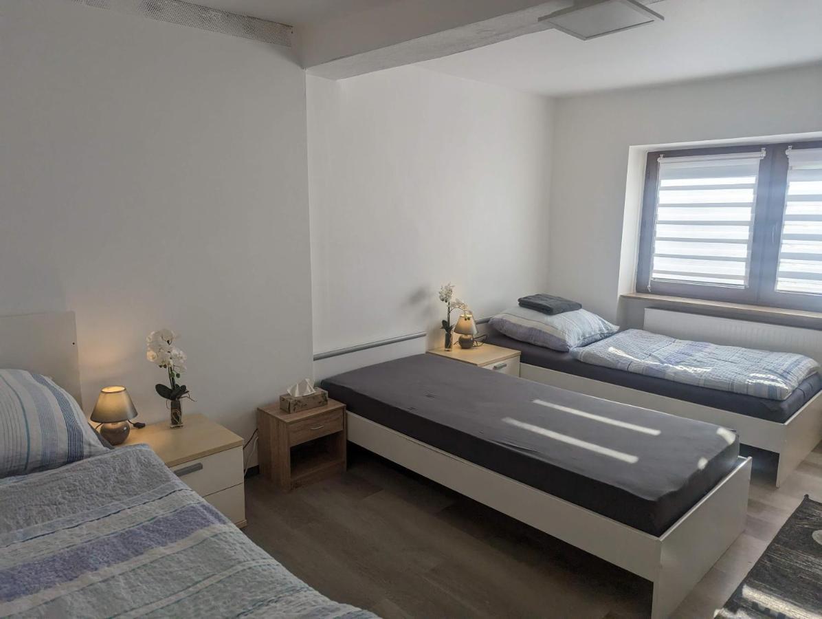 Neuberg Hanau Frankfurt Buitenkant foto